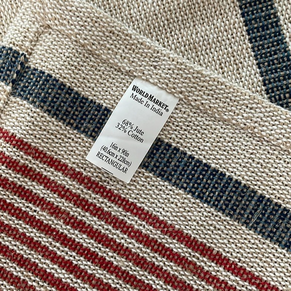 Stripe table runner - Picture 3 of 4